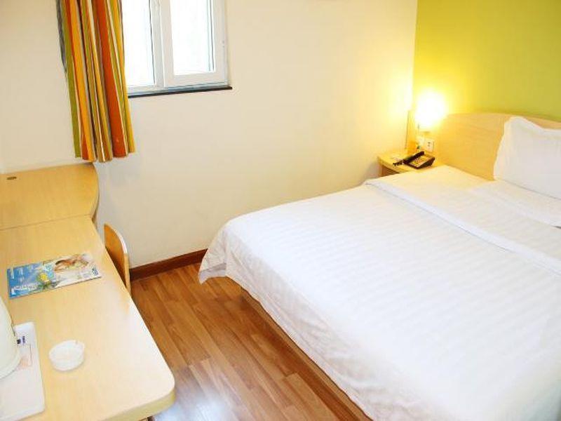7Days Inn Jingmen Huyaguan Εξωτερικό φωτογραφία